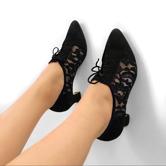 Vintage Shoes - Vintage magik by amalfi lace tie suede heels